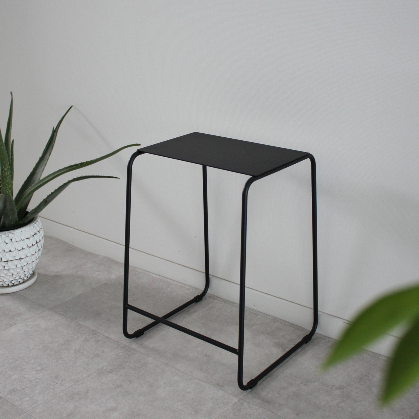 【KUROSHIRO】STOOL