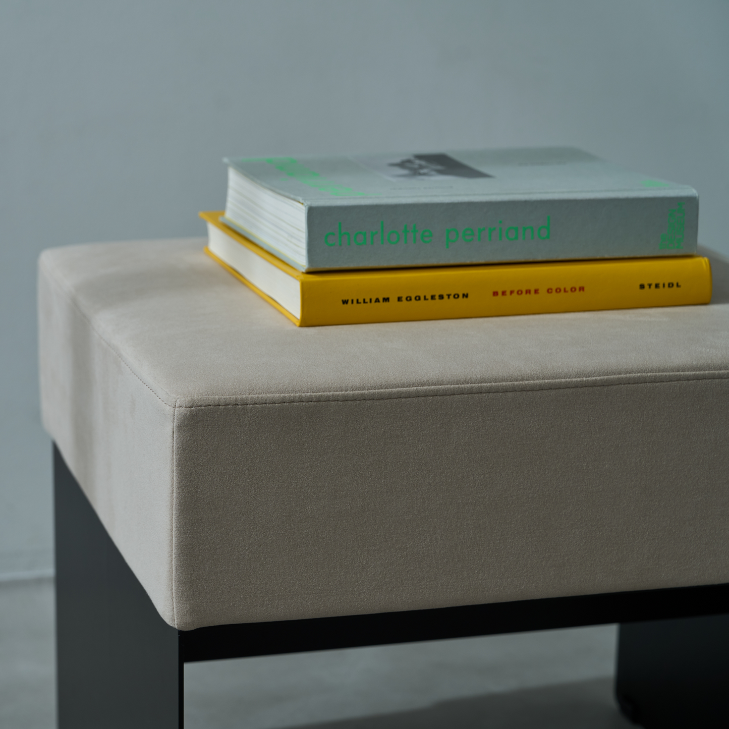 KUROSHIRO×NOUSPROJECTS CUSHIONED STOOL