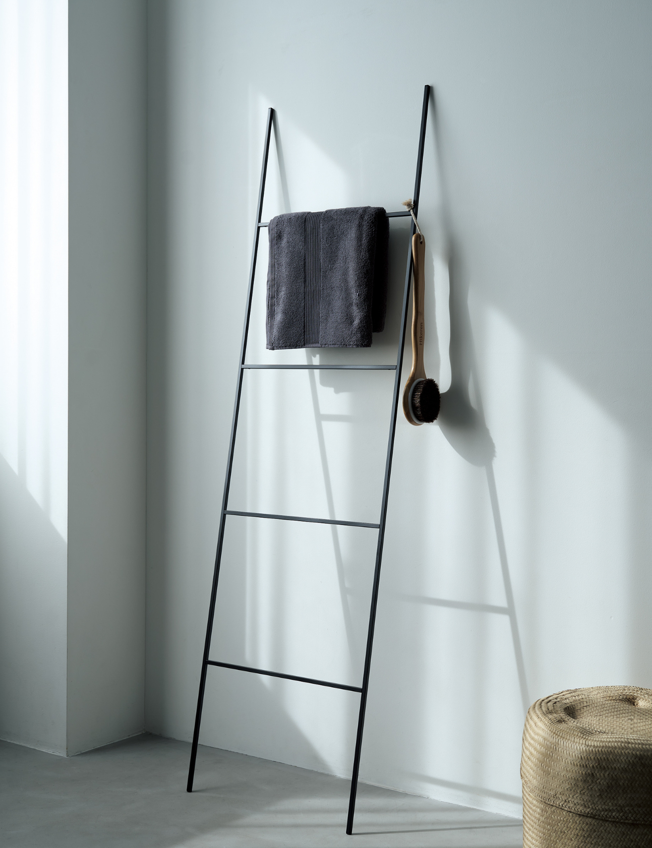 【KUROSHIRO】LADDER