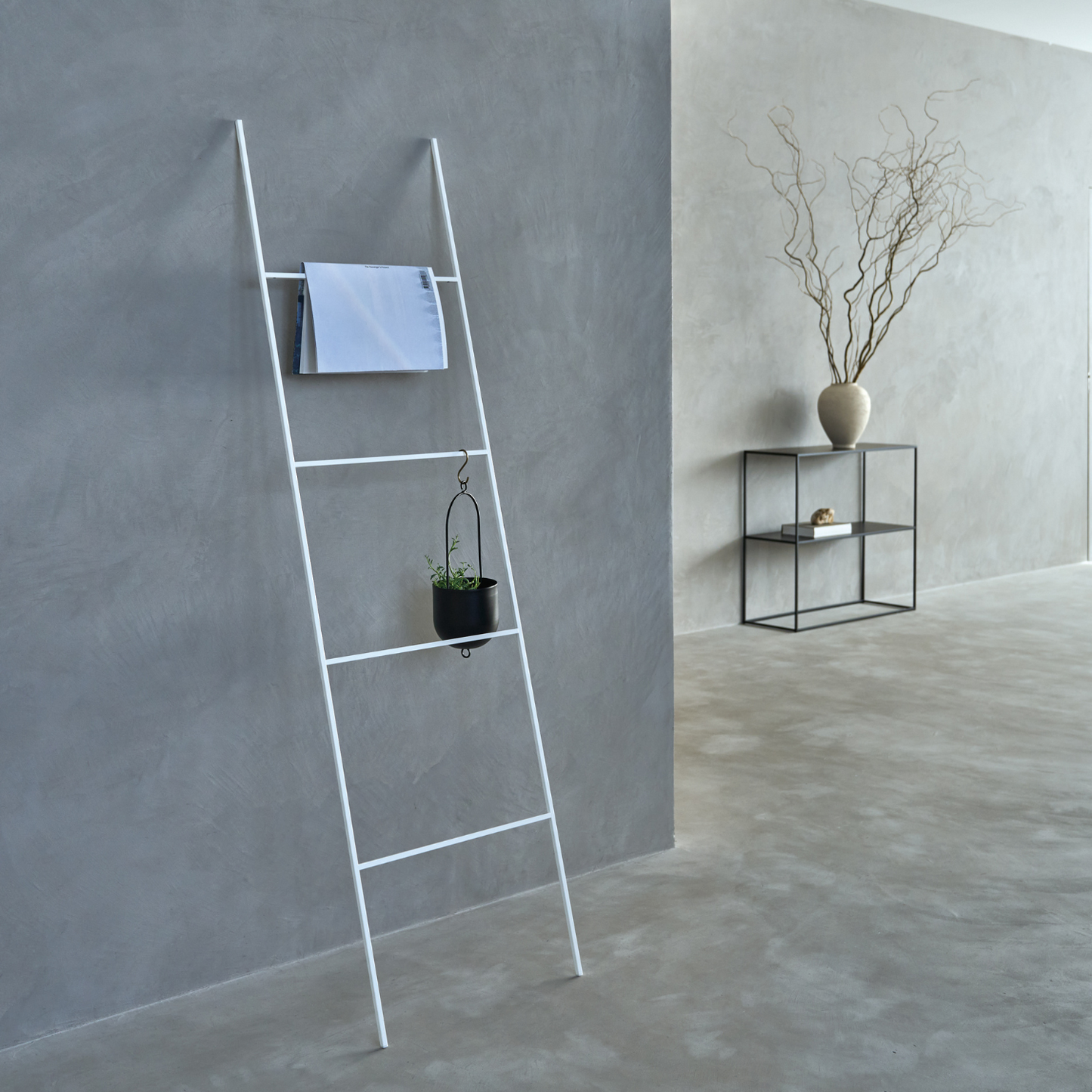 【KUROSHIRO】LADDER