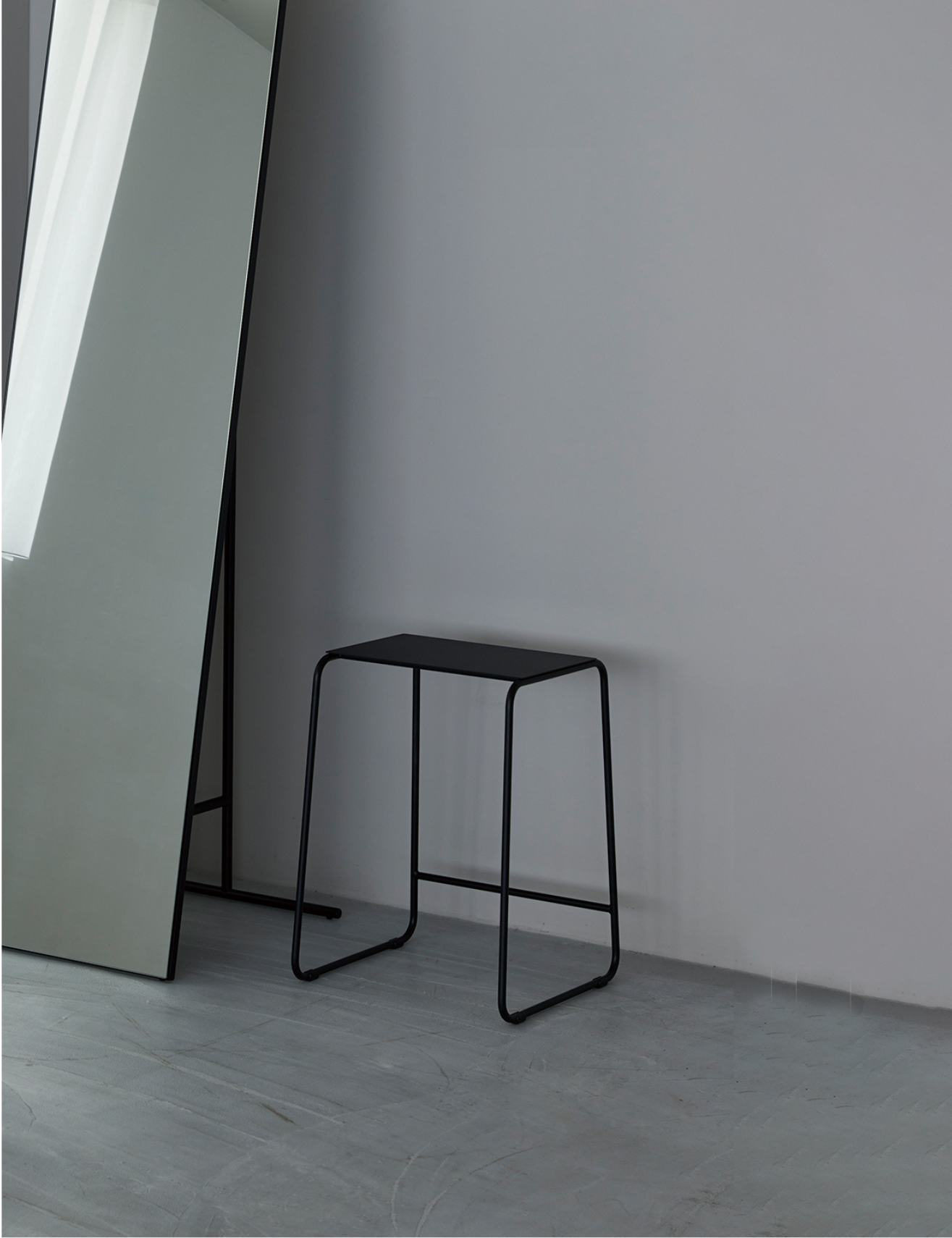 KUROSHIRO】STOOL KUROSHIRO】STOOL