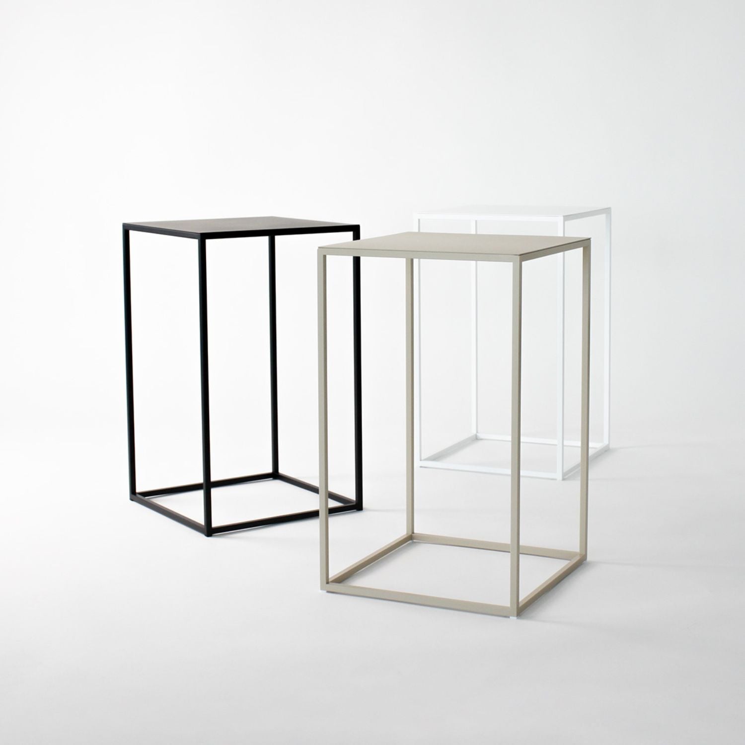 KUROSHIRO】SIDE TABLE（SQUARE/BLACK・WHITE・BEIGE）