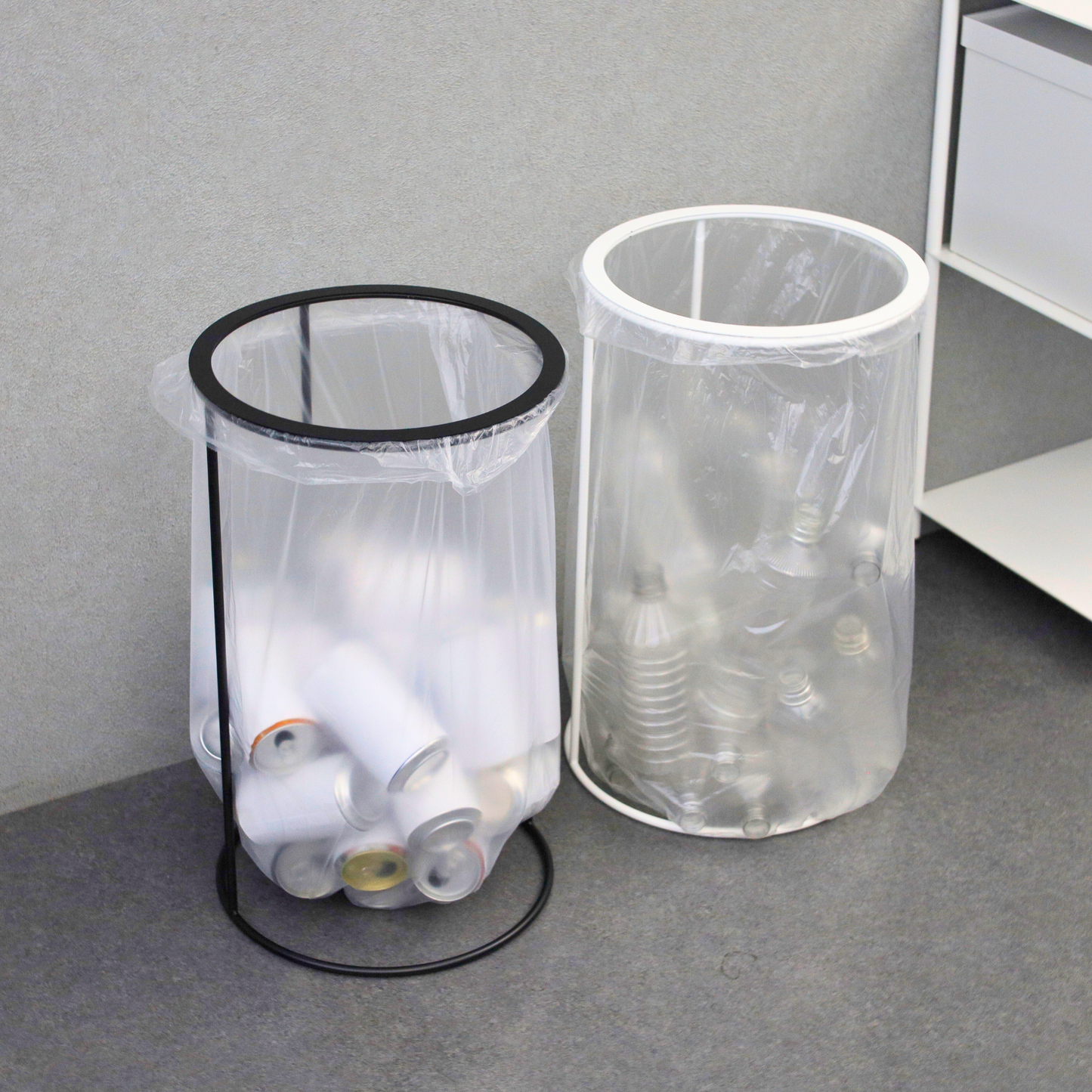 【KUROSHIRO】PLASTIC BAG HOLDER