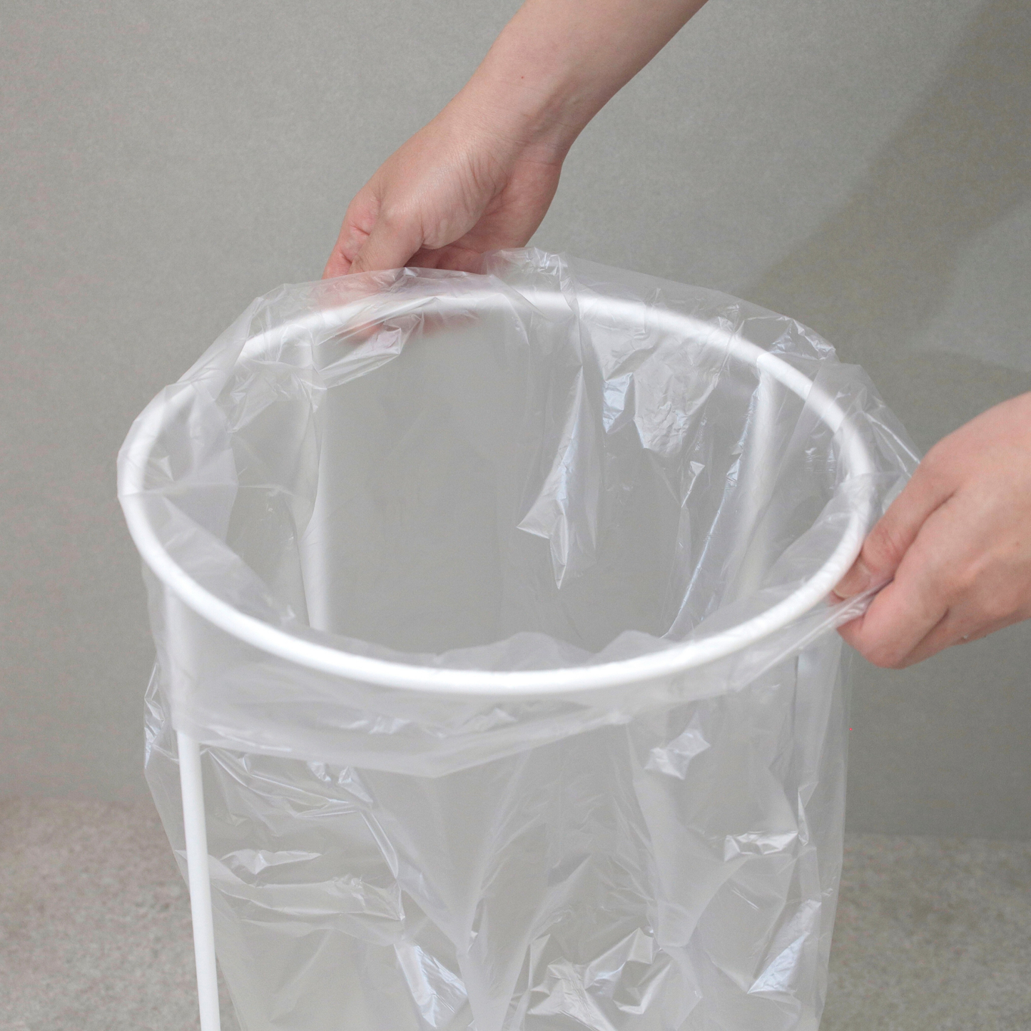 【KUROSHIRO】PLASTIC BAG HOLDER