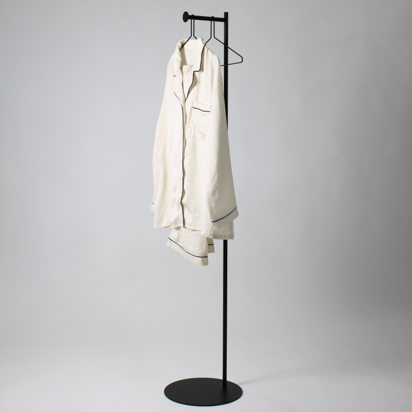 【KUROSHIRO】Coat stand L