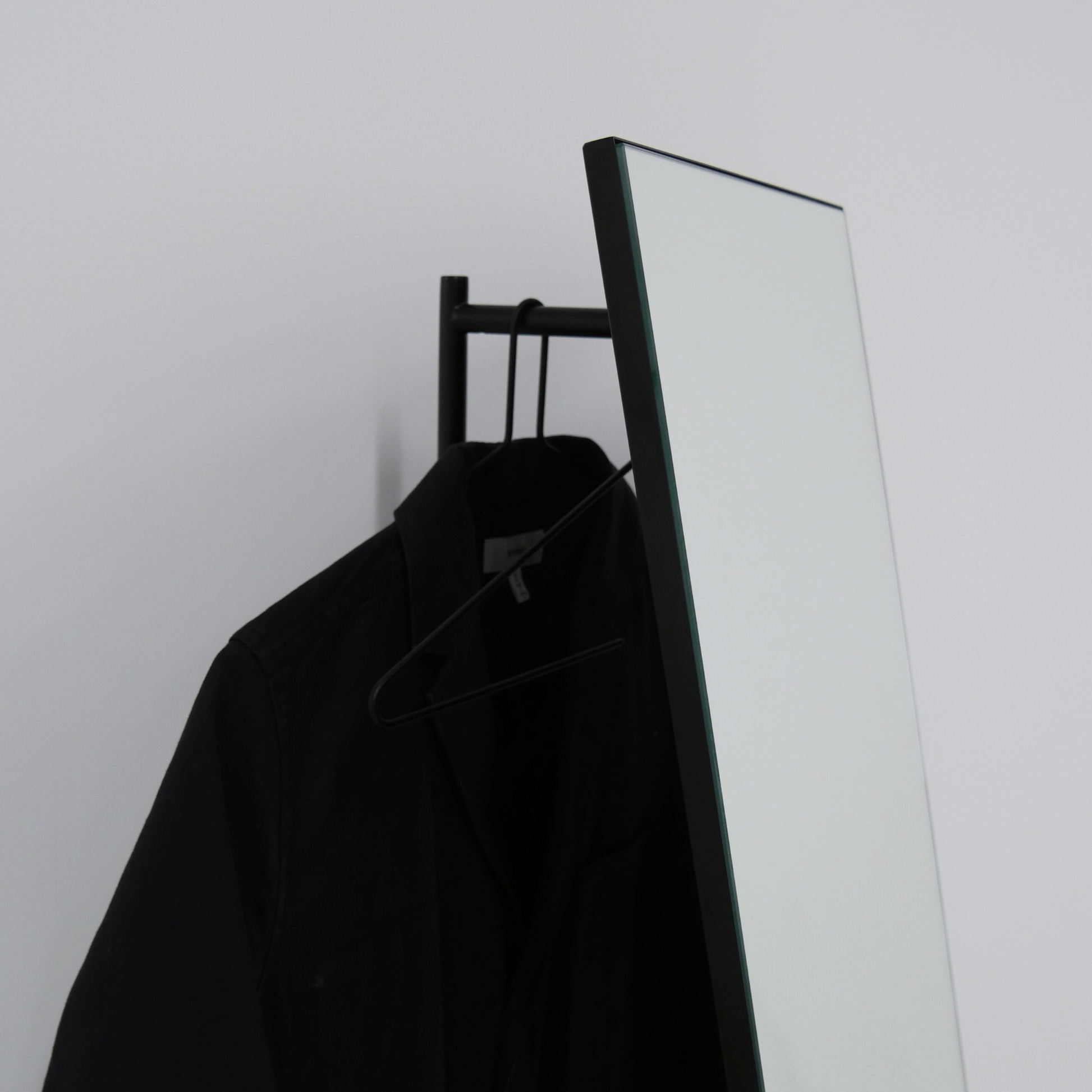 KUROSHIRO】MIRROR STAND KUROSHIRO】MIRROR STAND