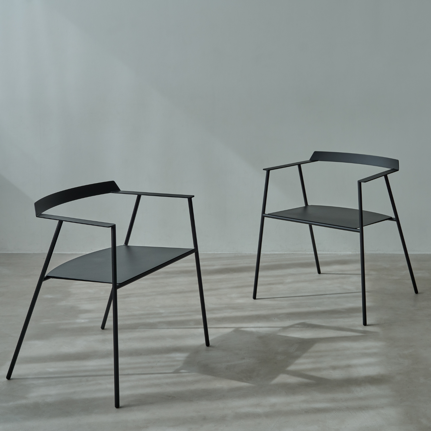 KUROSHIRO】STEEL CHAIR KUROSHIRO】STEEL CHAIR
